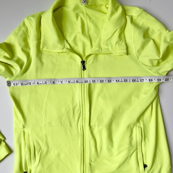 Under armour zippered sweatshirt - Picture 5 of 6